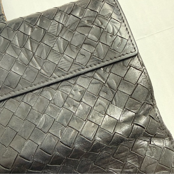 Bottega Veneta Intrecciato Botanical Embossed Leather Rare Continental Wallet - Picture 4 of 10